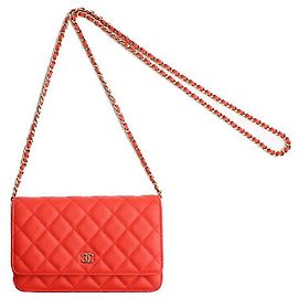 Chanel Mini borsa a tracolla in caviale rosso arancio con finiture argento