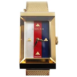 Gucci Goldene Uhr mit Perlmutt