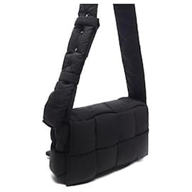 Bottega Veneta Borsa a tracolla Cassette Padding Tech Nera