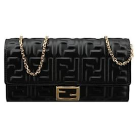 Fendi Borsa a spalla Baguette con catena Nera AAJD