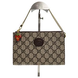 Gucci Borsa Clutch GG Supreme Strawberry