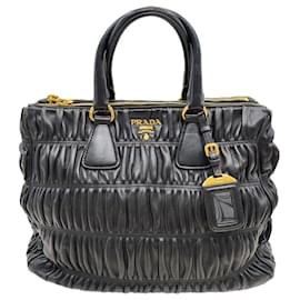 Prada Napa Gofer Tragetasche