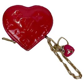 Louis Vuitton Monedero de cadena en forma de corazón Vernis