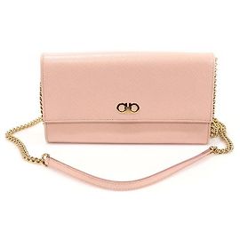 Salvatore Ferragamo Borsa a tracolla WOC in pelle Saffiano rosa con chiusura Gancini doppia in tono oro