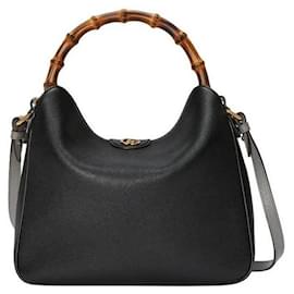Gucci Borsa a Spalla Media Diana Nera UAAAY