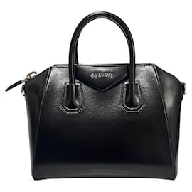 Antigona Medium Glänzende Tote Bag Schwarz - Givenchy
