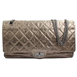 Chanel Metallische Goldene Vintage Jumbo Schultertasche