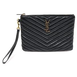 Saint Laurent Pochette a tracolla classica in matelassé nero con monogramma