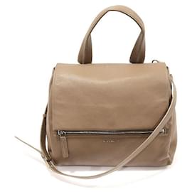 Pandora Pure Medium aus braunem Kalbsleder - Givenchy