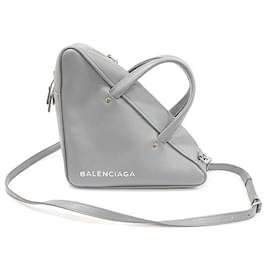 Duffle Triangular Pequeno em Couro de Bezerro Cinza - Balenciaga