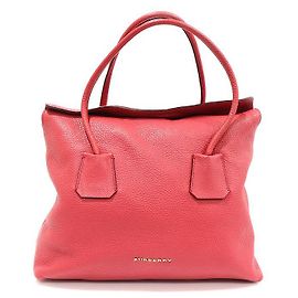 Burberry Bolsa de ombro Baynard média em couro azaleia rosa com hardware dourado