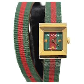 Gucci Damenarmbanduhr G-Frame WEB mit Doppelband aus Goldquarz