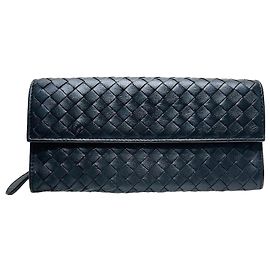 Bottega Veneta Schwarze Intrecciato Klapp-Langbörse