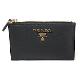 Reißverschluss-Kartenhalter aus schwarzem Saffiano mit mehrfarbiger Goldschrift - Prada