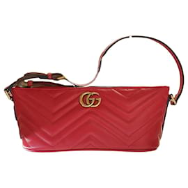 Gucci Marmont Matelassé Schultertasche AABZB