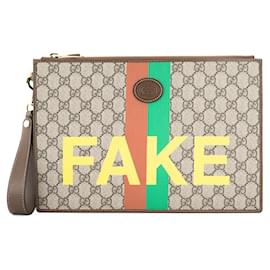 Clutch in pelle beige Supreme - Gucci