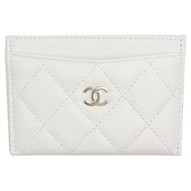 Chanel Tarjetero de caviar blanco suave