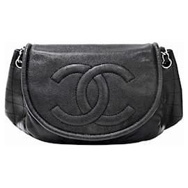 Chanel Borsa con patta in caviar