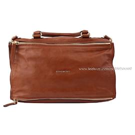 Borsa grande a spalla e crossbody Pandora marrone scuro - Givenchy