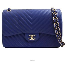 Chanel Borsa a spalla in pelle di agnello blu reale con doppio flap - Serie Chevron