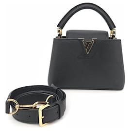 Louis Vuitton Capucines BB