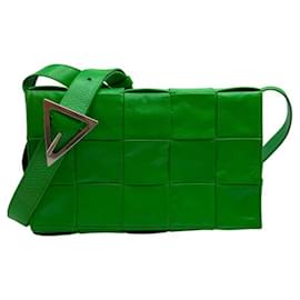 Bottega Veneta Borsa a tracolla in pelle intrecciata Parricat