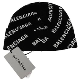 Gorro com Logotipo Allover - Balenciaga