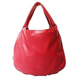 Loewe Schultertasche aus weichem Leder mit Anagramm