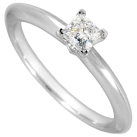 Tiffany & Co. Platin Solitaire Ring mit Princess Cut Diamant