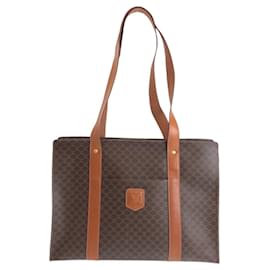 Céline Borsa a spalla in pelle PVC Macadam di Celine