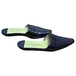 Mule Louis Vuitton in pelle nera
