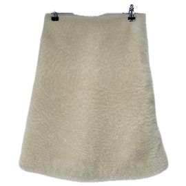 Autre Marque Falda de shearling crema en piel