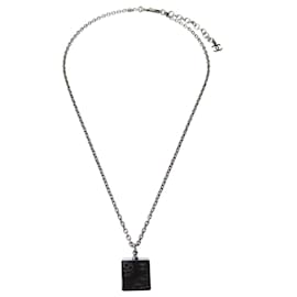 Pendente Quadrato CC in Resina Chanel