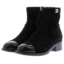 Chanel Botines de ante negro