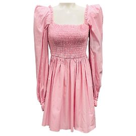 Das Mini-Kleid The Straw Girl aus rosa Gingham-Baumwolle von The Vampire's Wife