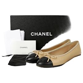 Chanel Scarpe basse bicolore