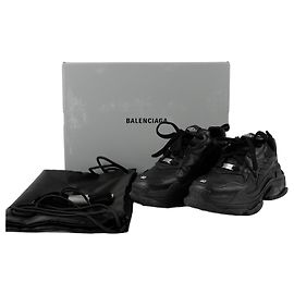 Balenciaga Sneakers Sportive Triple Taglia
