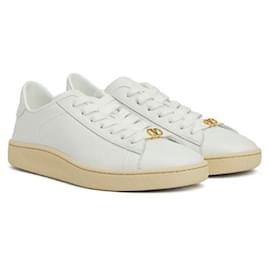 Valentino Sneakers BYA