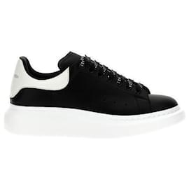 Alexander Mcqueen Sneakers oversize WIAIG