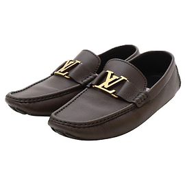 Louis Vuitton Mocassino in pelle da guida con logo dorato Taglia