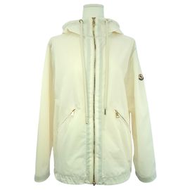 Chaqueta cortavientos con capucha Moncler