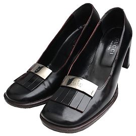 Gucci Scarpe con tacco spesso nere