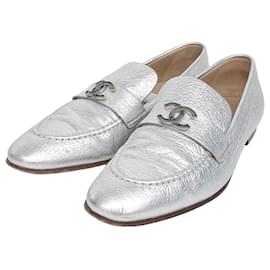 Chanel Slipper