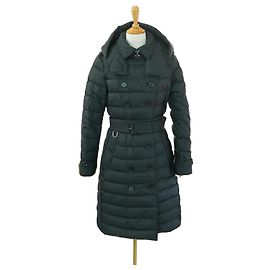Burberry Langer Kapuzenpuffer Dalmerton Schwarz