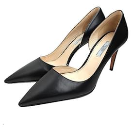 Prada Décolleté in pelle nera