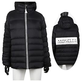 Kurze Daunenjacke mit Kapuze Pluvise von Moncler