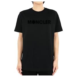 T-shirt Moncler da Uomo con Logo Lettering Baseball (Nero)