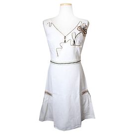 Moschino Vestido blanco con detalles de cremallera Chip Chic