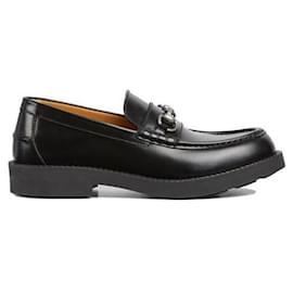 Gucci Mocassino in pelle con morsetto intrecciato