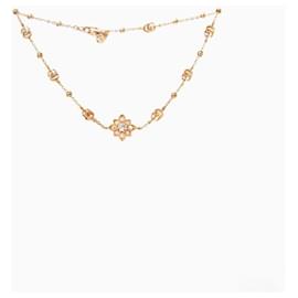 Gucci Bracciale Flora in oro rosa e diamanti